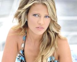 Esra Sönmezer Avukat Rolünde