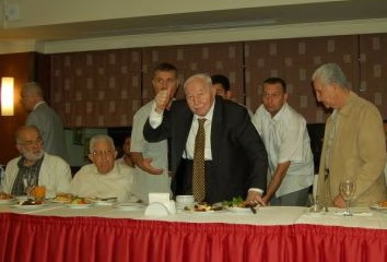 Erbakan'a coşkulu karşılama