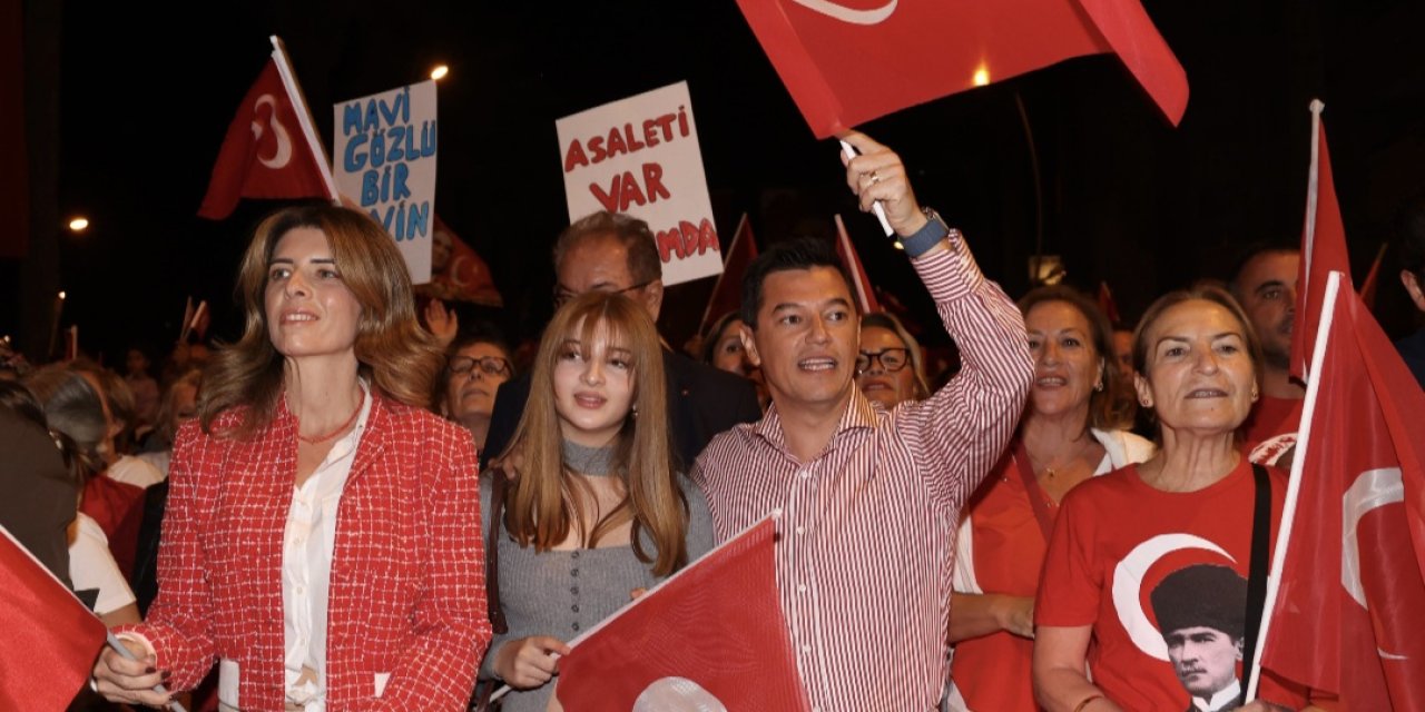 Başkan Ünlü, Marmaris Halkını Cumhuriyet Bayramı Etkinliklerine Davet Etti