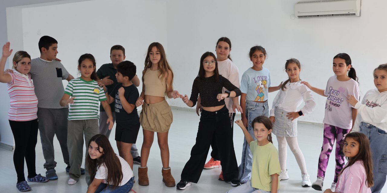 KÜLTÜR VE SANAT EVİ CIVIL CIVIL