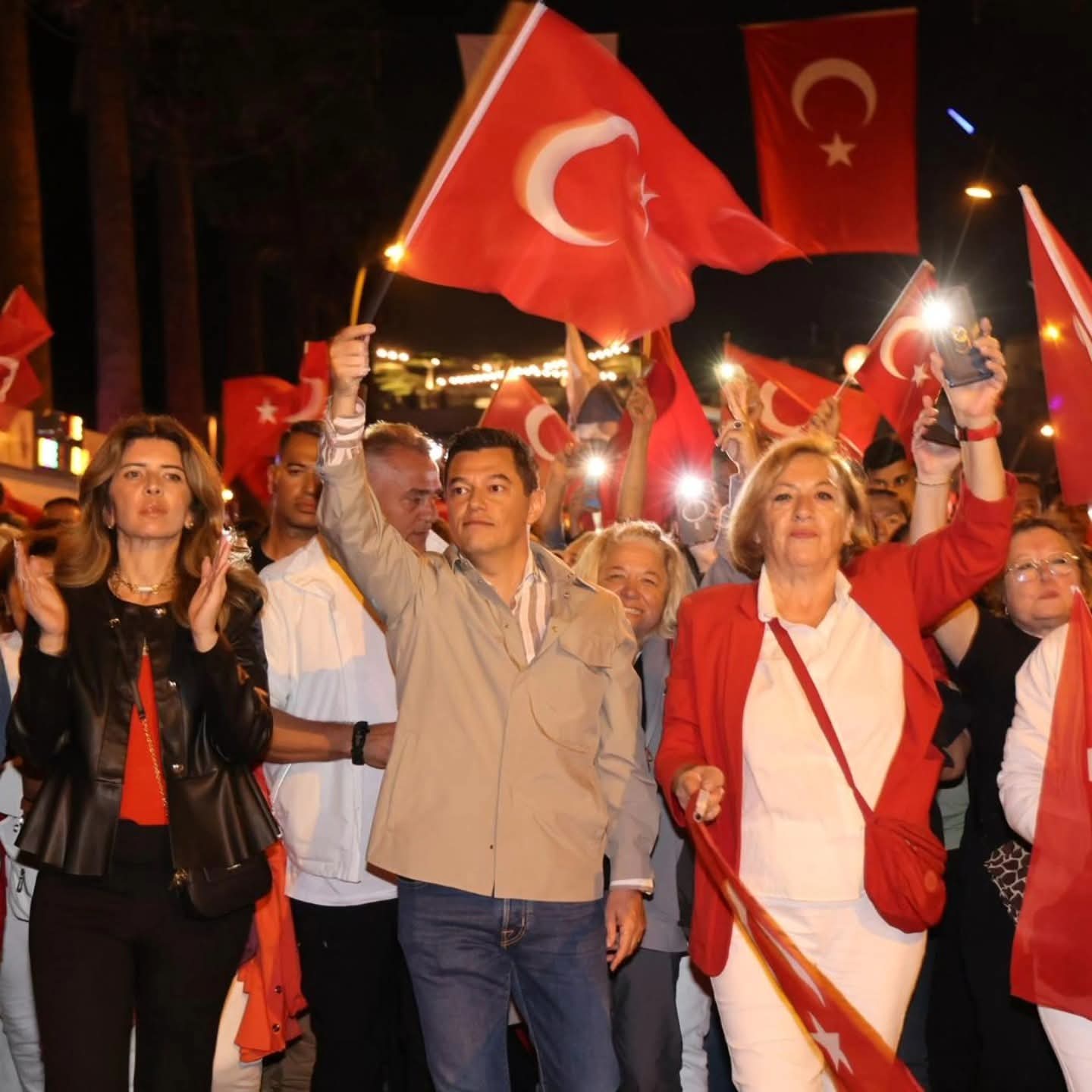 Marmaris Çarşısı Tartışmalarına CHP’den Net Yanıt: Yasal Zorunluluk, Kentsel Güvenlik İçin Şarttır