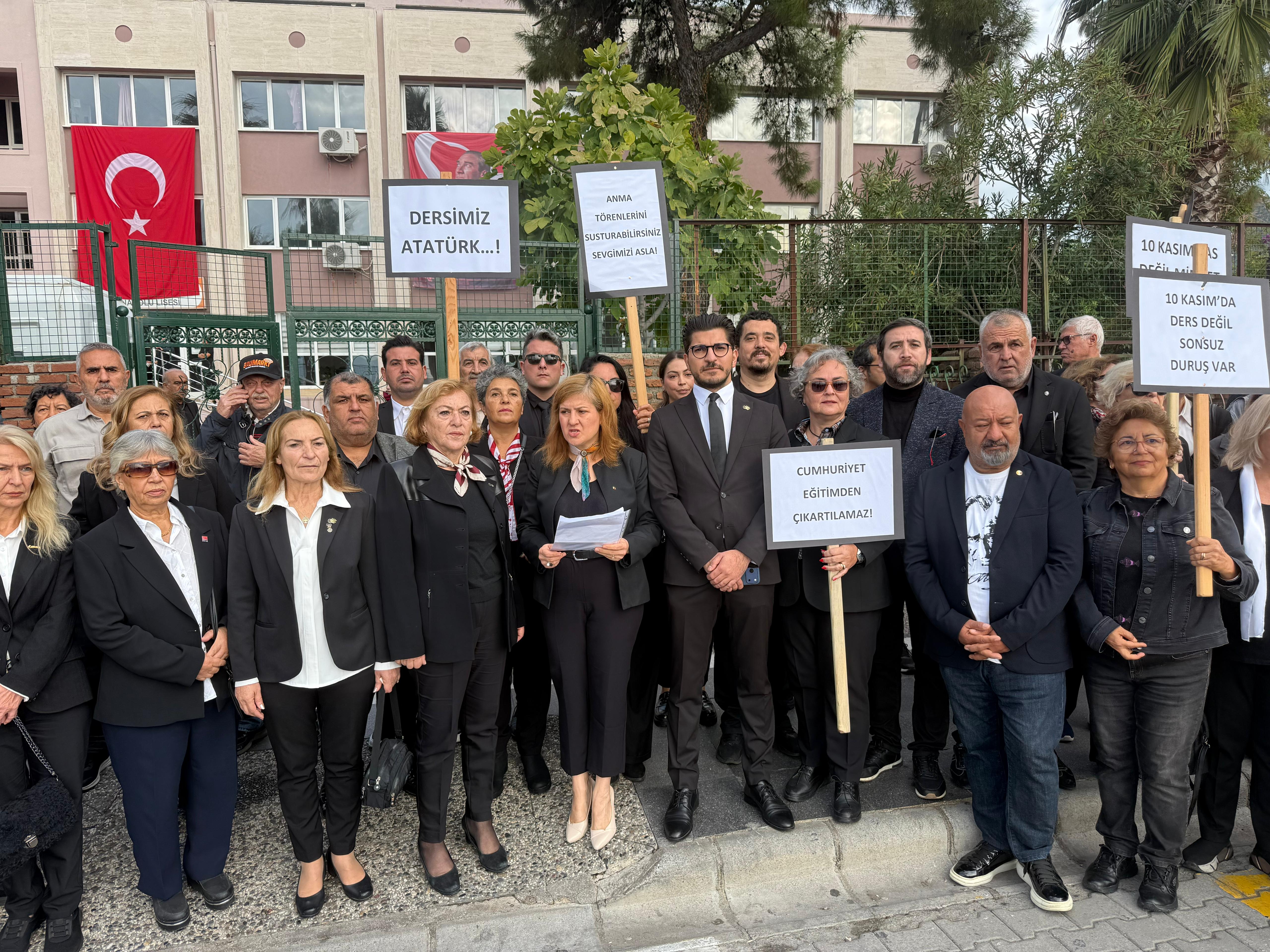 CHP’den 10 Kasım Tepkisi: “10 Kasım Tatil Değil, Atatürk’ü Anma Günüdür”