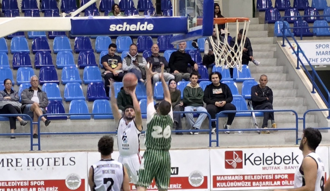 Marmaris Belediyespor Basketbol Takımı, Muğla Spor’u Farklı Geçerek Namağlup Liderliğini Sürdürdü