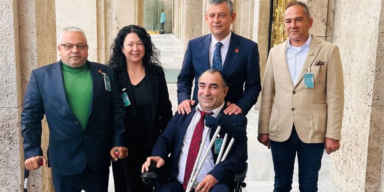 Engelli Sivil Toplum Örgütlerinden CHP Grup Toplantısına Katılım