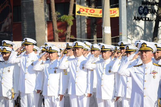 Zaferimizi kutladık