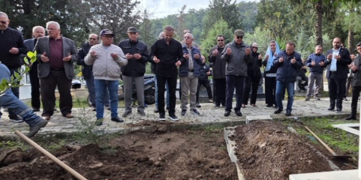 Emekli Öğretmen Cavide Kol, Dualarla Uğurlandı