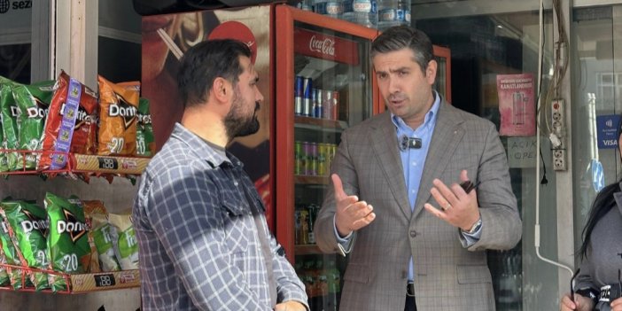 AK Parti Marmaris İlçe Başkanı Muzaffer Aravi’den Ulusal Egemenlik Caddesi’nde Esnaf Ziyareti