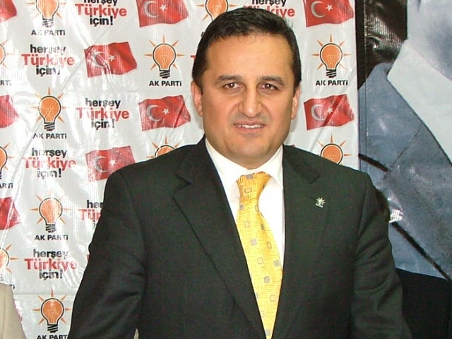 Muğla Milletvekili Prof. Dr. Yüksel Özden