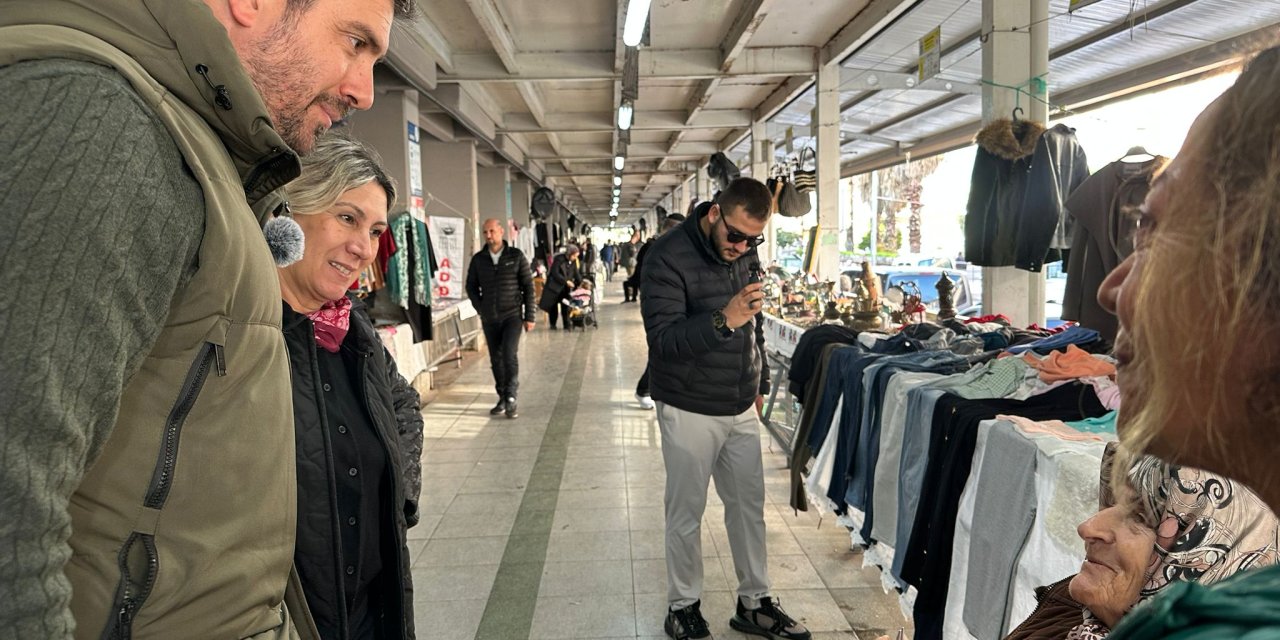 AK Parti Marmaris İlçe Teşkilatı’ndan Hanımeli Pazarı’na Ziyaret
