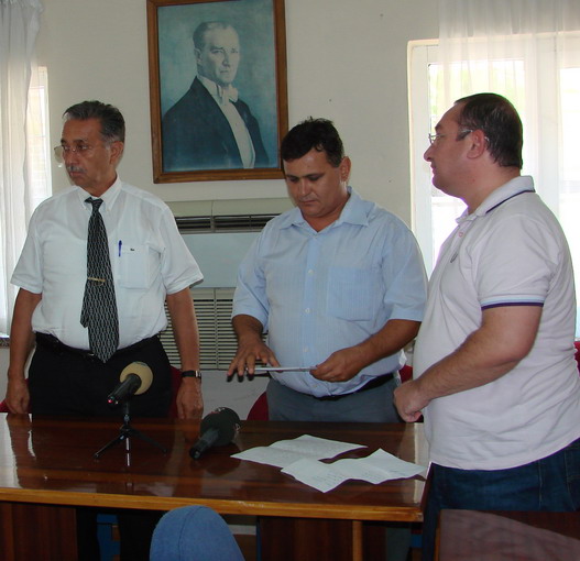 İçmeler Kent Konseyinden 29 öğrenciye kıyafet