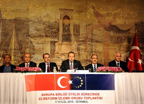 Devlet Bakanı ve Başmüzakereci Sayın  Egemen Bağış