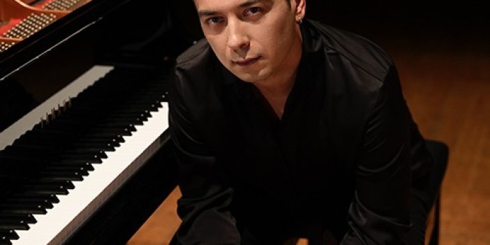 DENGİN CEYHAN, “NAZIM’A DAİR” KONSERİYLE MARMARİS’TE