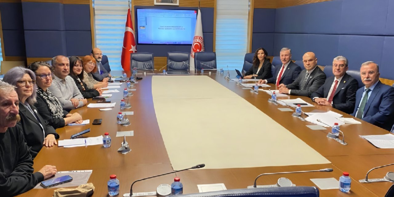 SELCUK ÖZDAĞ, TBMMDE EKOLOJİ ÖRGÜTLERİ İLE BULUSTU