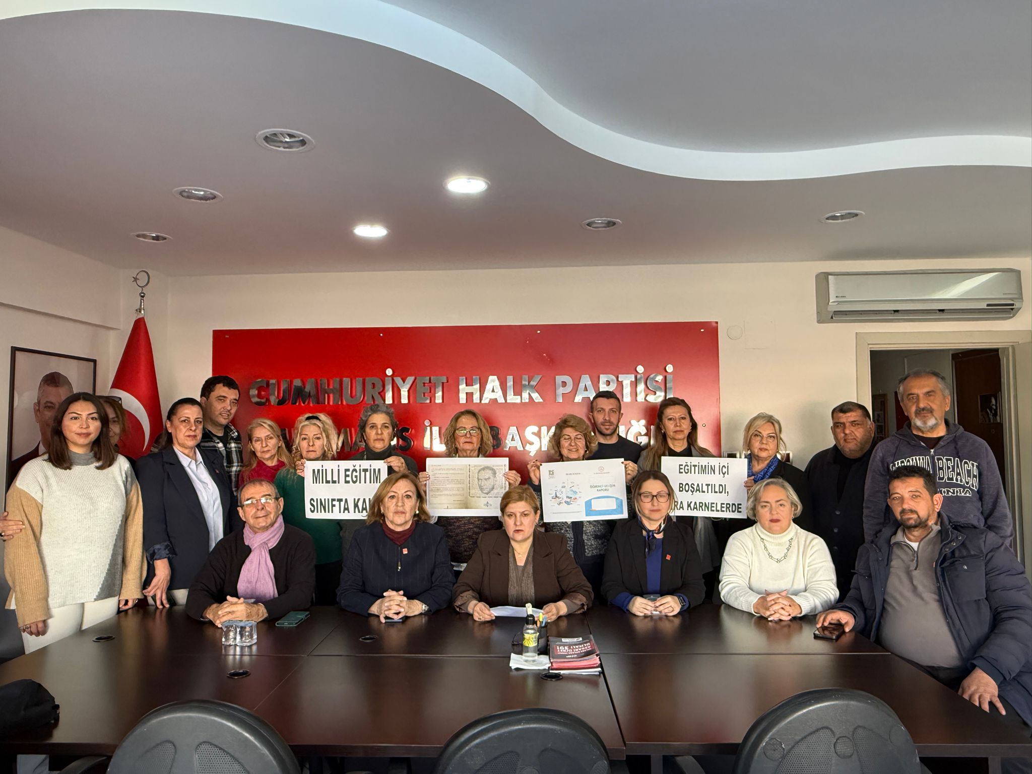 CHP Marmaris’ten “Öğrenci Gelişim Raporu” Tepkisi: “Atatürk’ü ve Cumhuriyet Değerlerini Silemezsiniz”