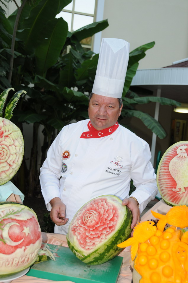 Ali Atay: Karpuz show