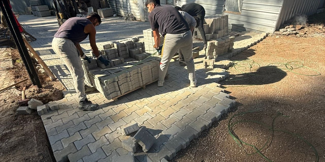 Hisarönü Mahallesi Uzunöz Mezarlığı Yanı Sokaklarında Üstyapı Çalışmaları Tamamlandı