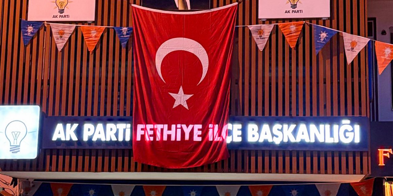 Türk Bayrağı’na Sahip Çıktık: Milletimizin İradesi Asla Teslim Alınamaz