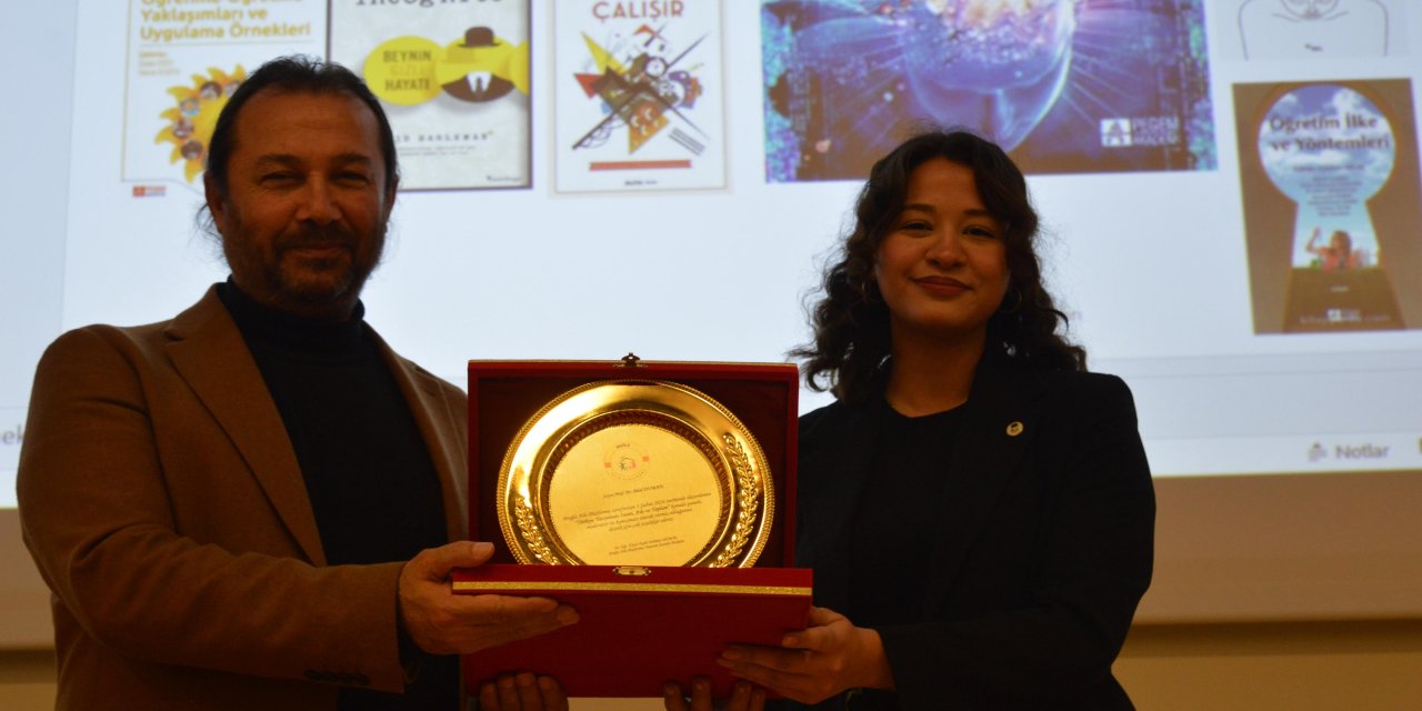 Muğla Aile Platformu’ndan “Türkiye Yüzyılında İnsan, Aile ve Toplum” Paneli