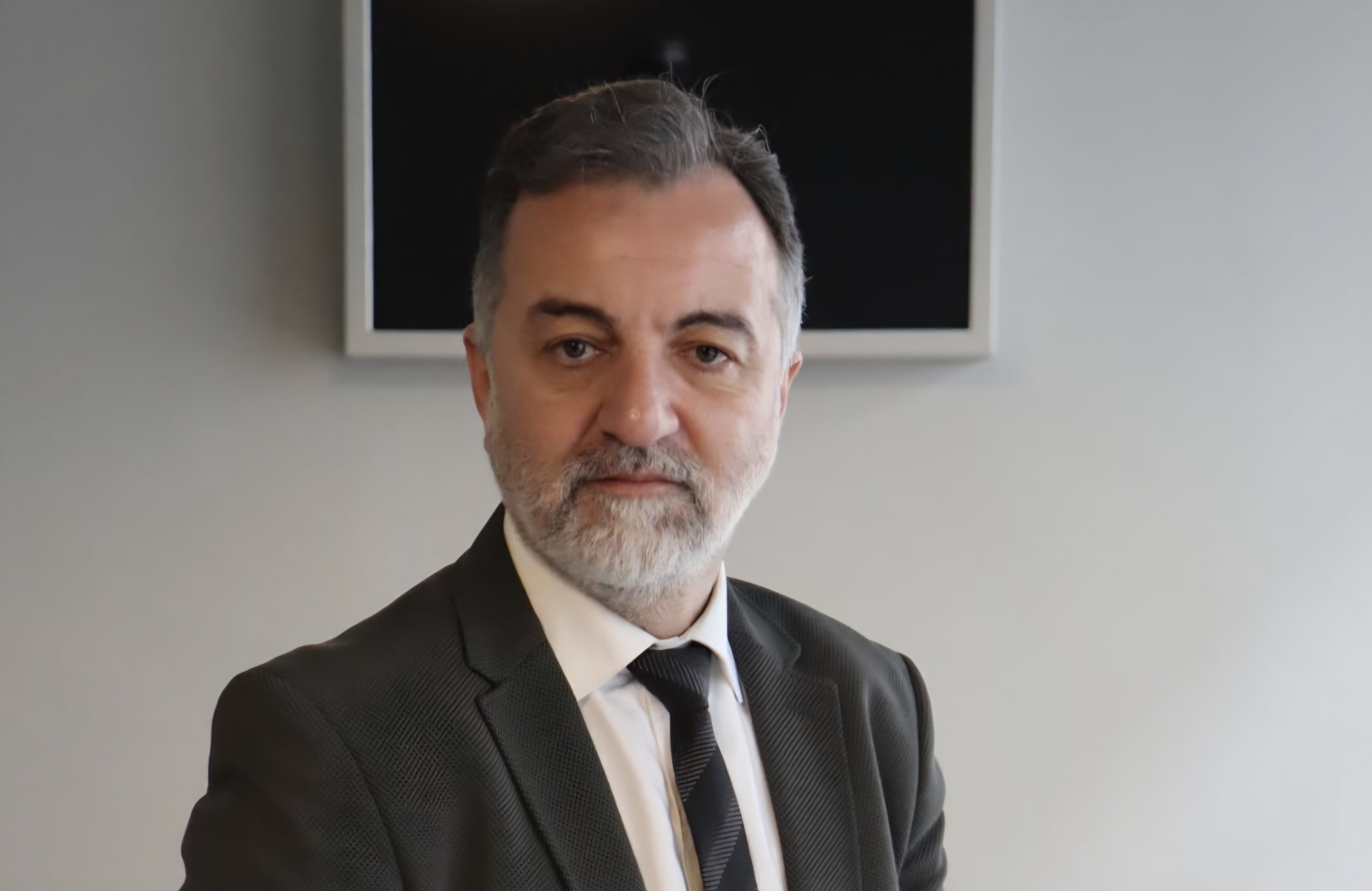 MGC Baskanı Akbulut`tan "Baransu" Benzetmesi Yapan Datça Belediye Baskanı Aytaç Kurt a Sert Tepki: "KARANLIKTA DEMOKRASİ BÜYÜMEZ