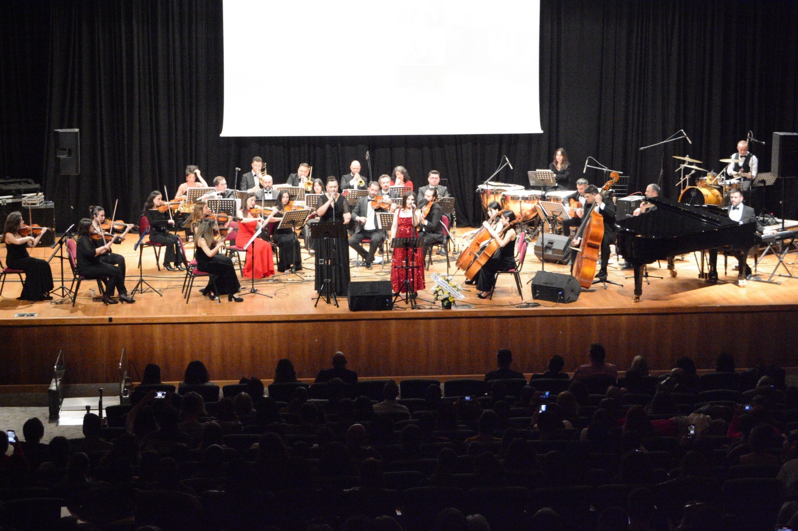 Büyükşehirden Sezen Aksu Şarkılarına Senfonik Dokunuş