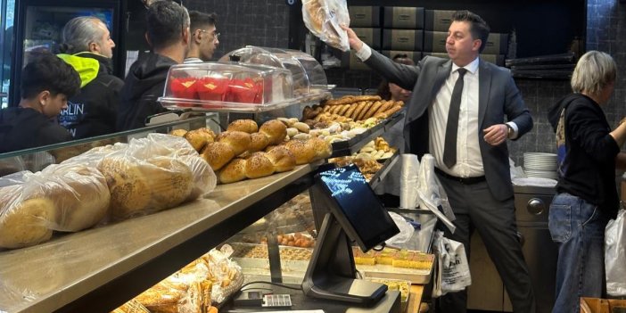 Vefat Eden Esnafların Hayrına 5 Bin Ekmek ve Pide Dağıtıldı