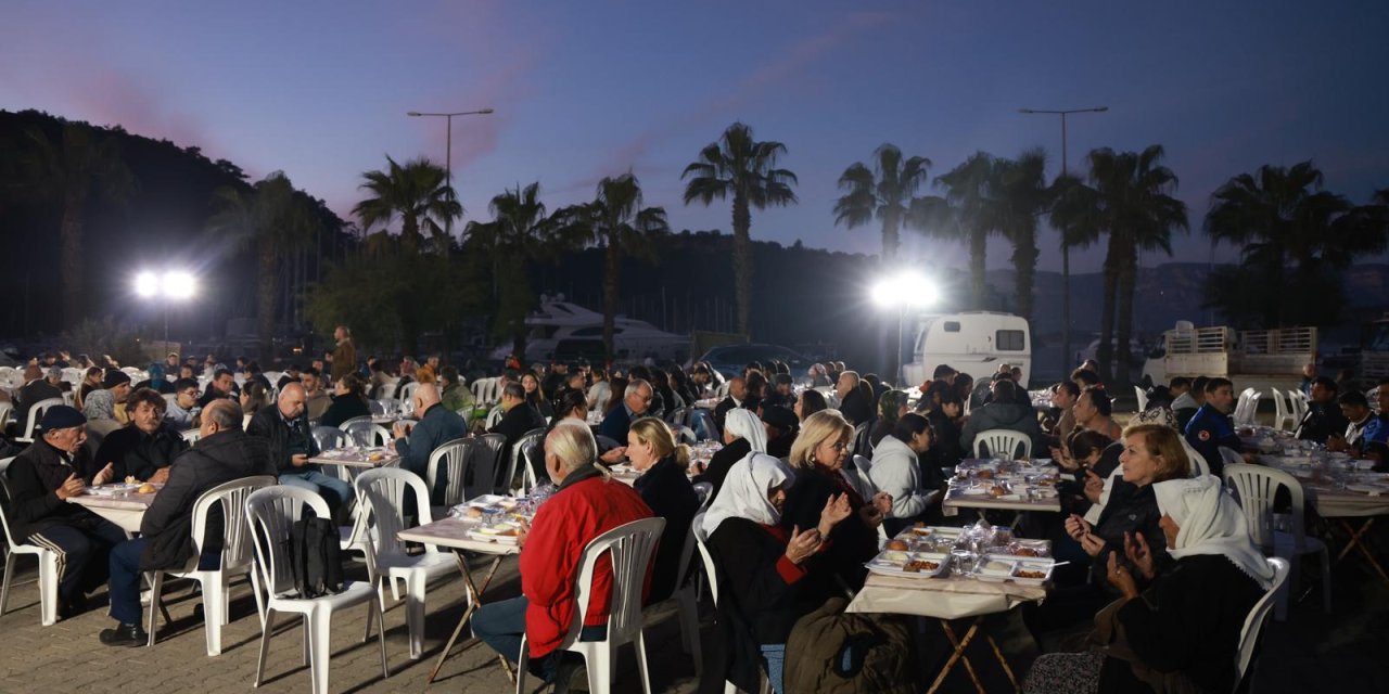 MARMARİS BELEDİYESİ’NDEN KIRSAL MAHALLELERDE İFTAR SOFRASI