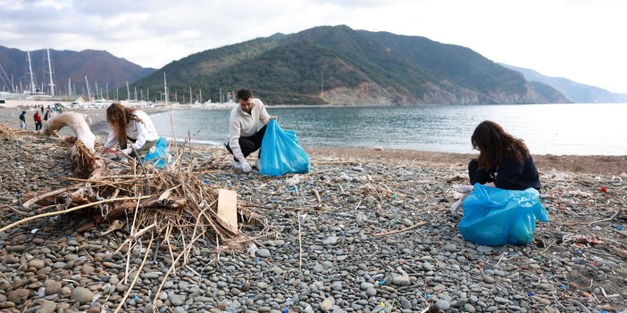 GENÇLERLE SAHİLLER İÇİN EL ELE!