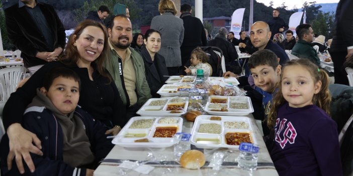 MARMARİSLİLER BİRLİK SOFRASINDA BULUŞUYOR