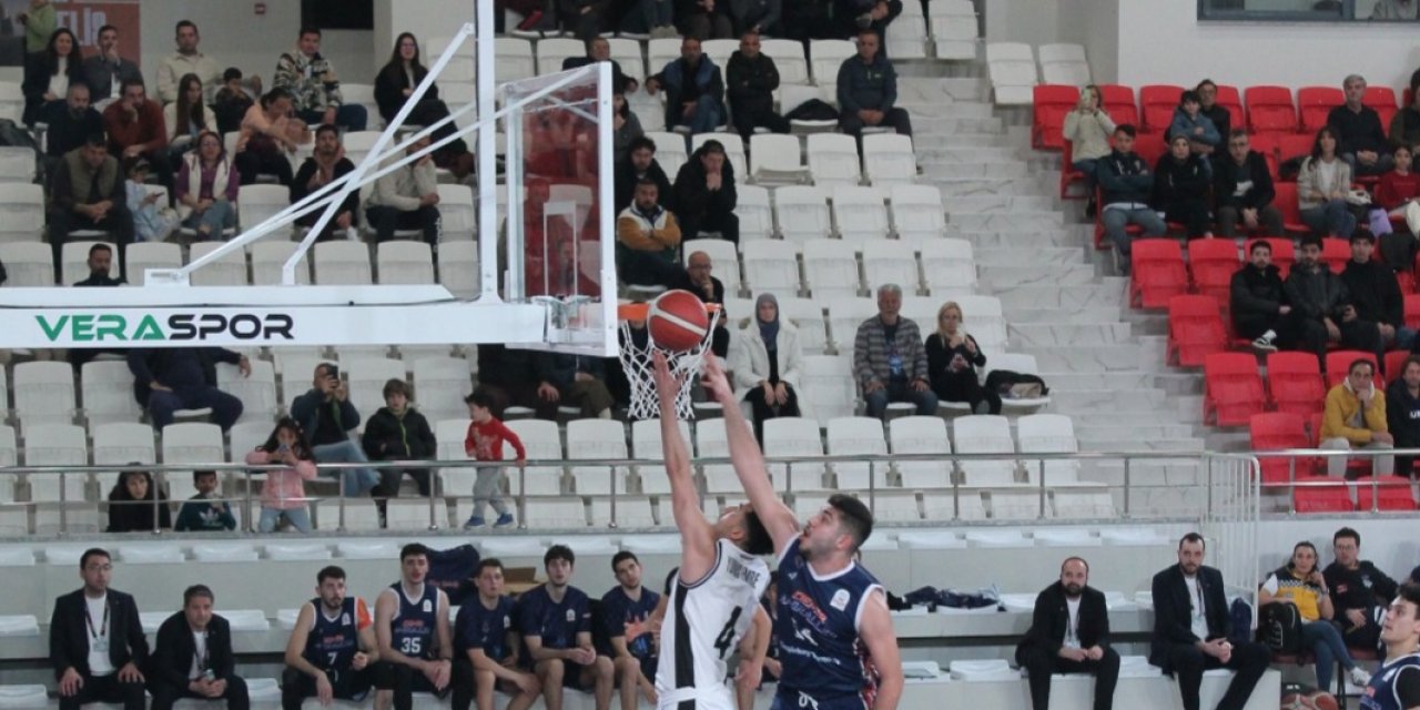 Marmaris Belediyespor Evinde Kazandı