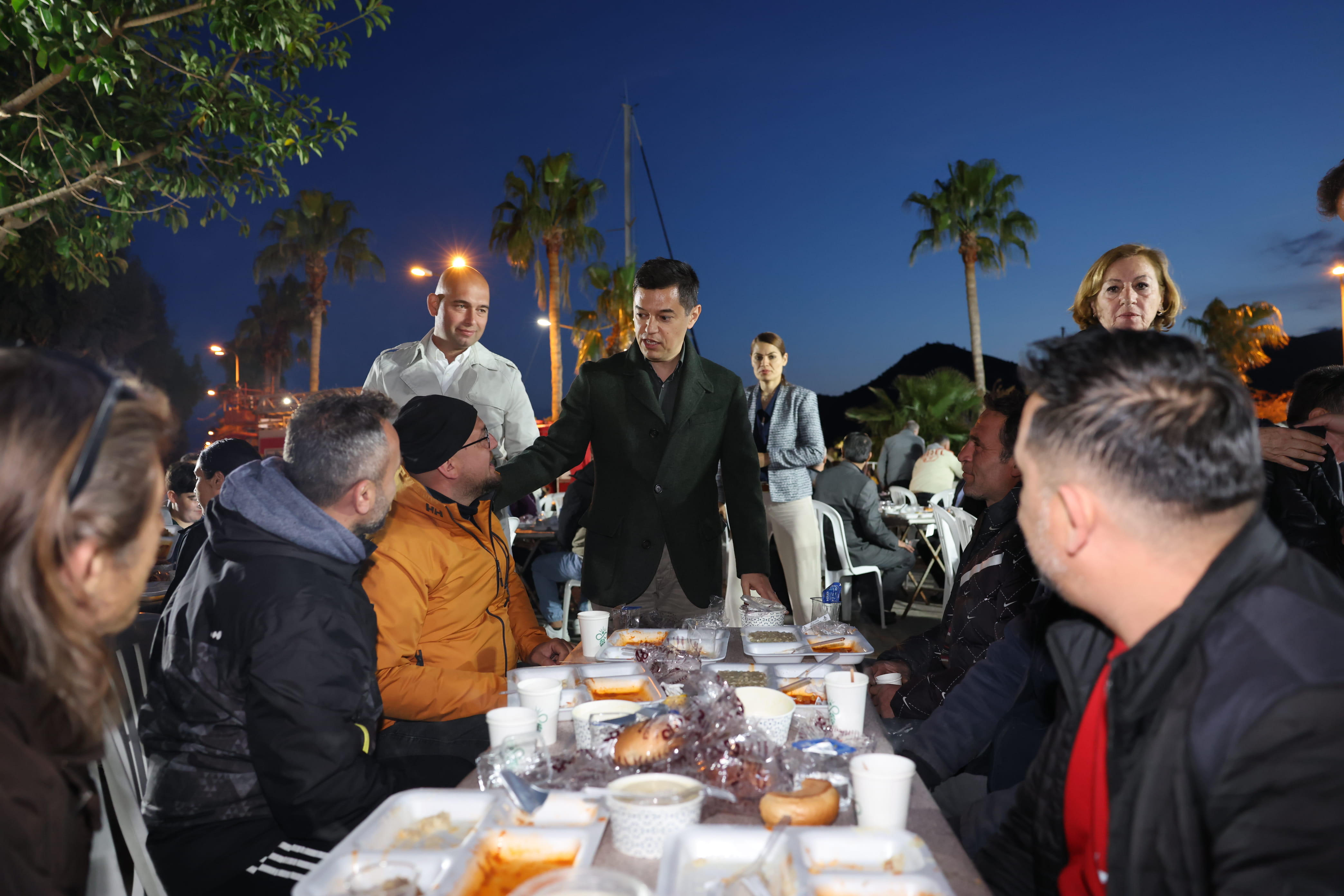 MARMARİSLİLER İFTAR SOFRASINDA BULUŞUYOR