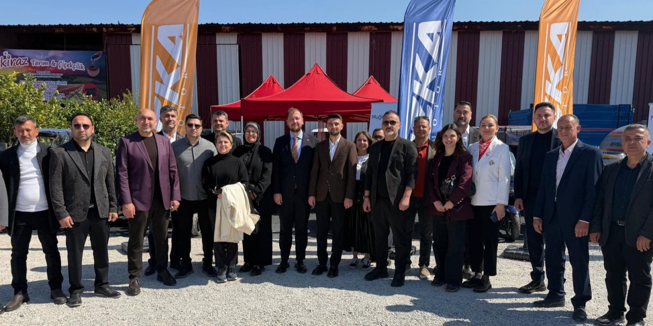 Cengizhan Güngör ve AK Parti Heyetinden Güney Ege 15. Gıda, Tarım ve Hayvancılık Fuarı’na Ziyaret