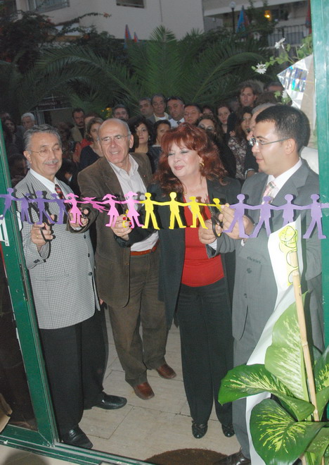 MKMde 4-4lük açılış