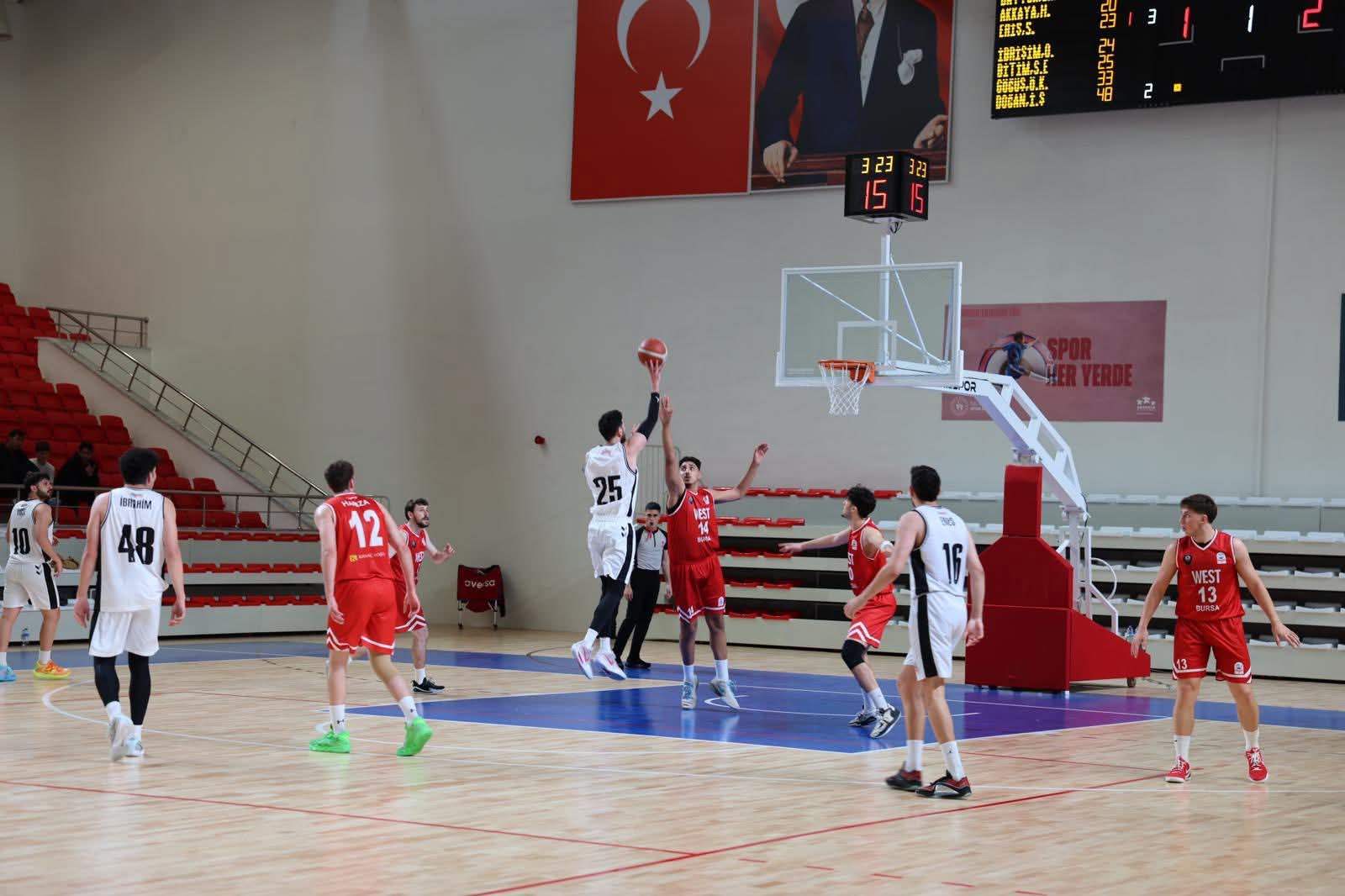 Marmaris Belediyespor Basketbol A Takımı, İlk Yenilgisini Aldı