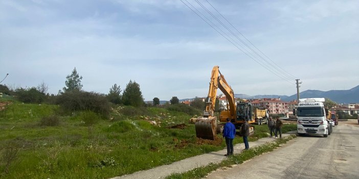 Muğla’da Eser Siyaseti Yükseliyor: Kötekli Gençlik Merkezi İçin İlk Kazma Vuruldu!