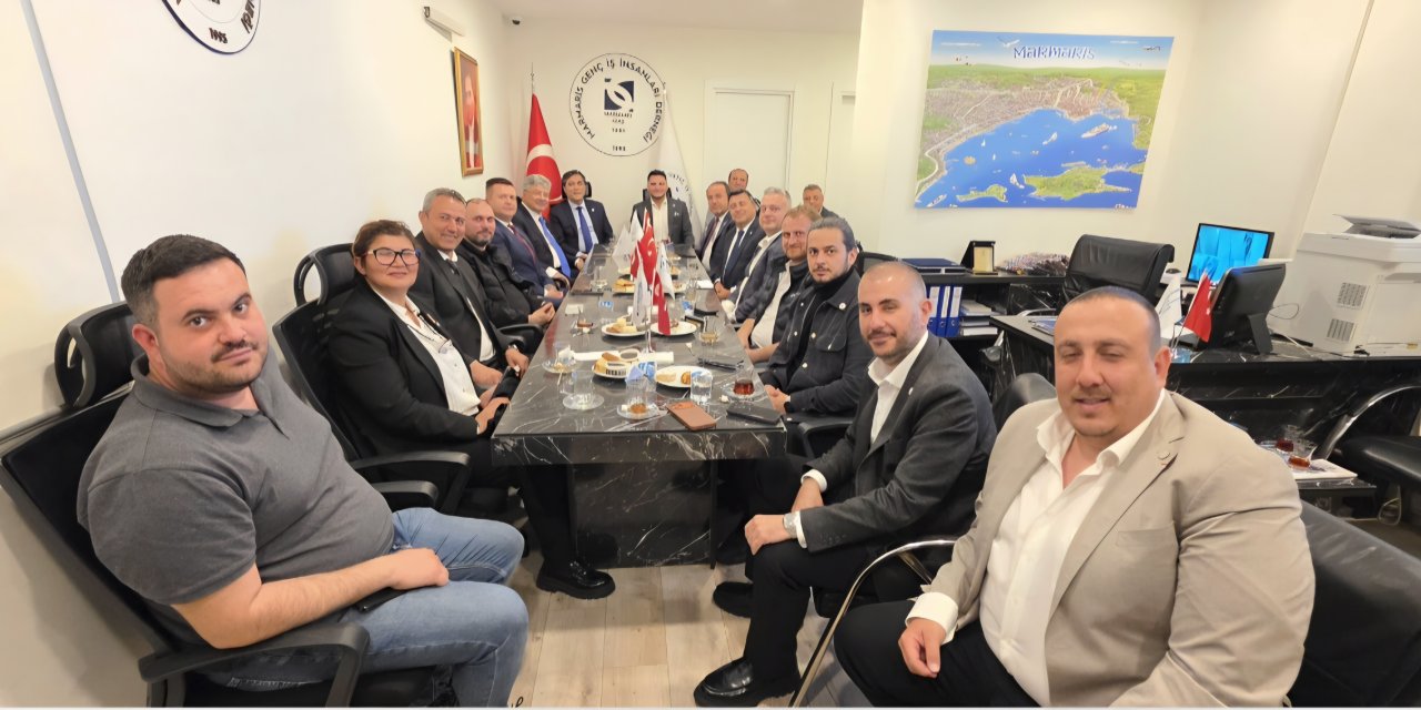 İYİ Partili Kavuncu ve Ergun Marmaris’te Temaslarda Bulundu