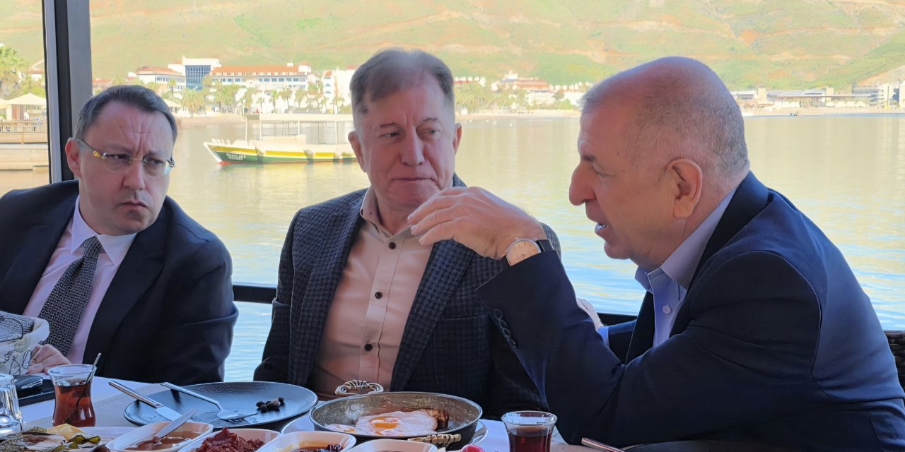 Özdağ: “Ekonominin Çöküşünün Nedeni AKP Politikalarıdır”