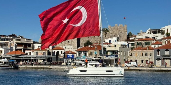 Marmaris Yelkende Sınıfta Kaldı: 149 Çocuk Denizde, Marmaris Kıyıdan İzledi