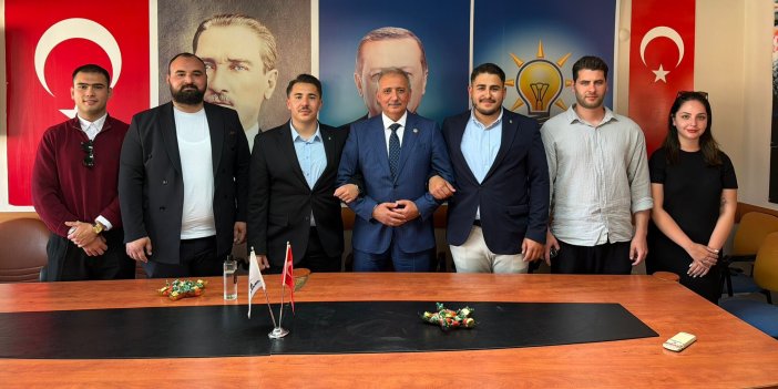 AK Parti Marmaris İlçe Teşkilatı Bayramlaşmada Bir Araya Geldi