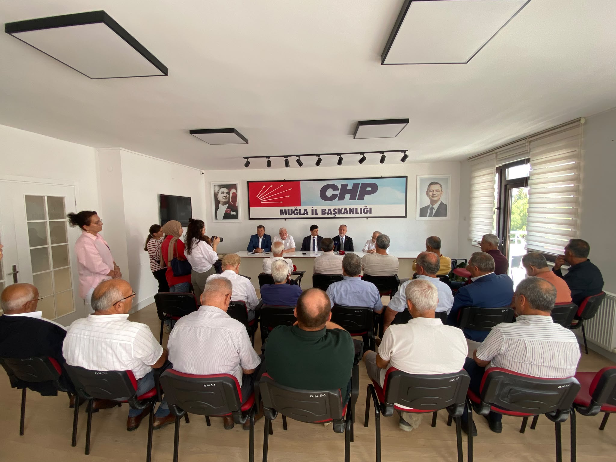 Muğla'da CHP'den Kurultay İradesine Destek: “Seçilmiş İradeye Sahip Çıkıyoruz”