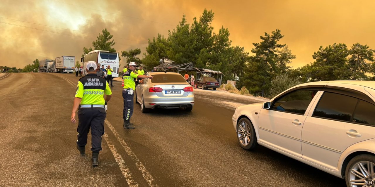 Seydikemer'de Orman Yangınına Yoğun Müdahale