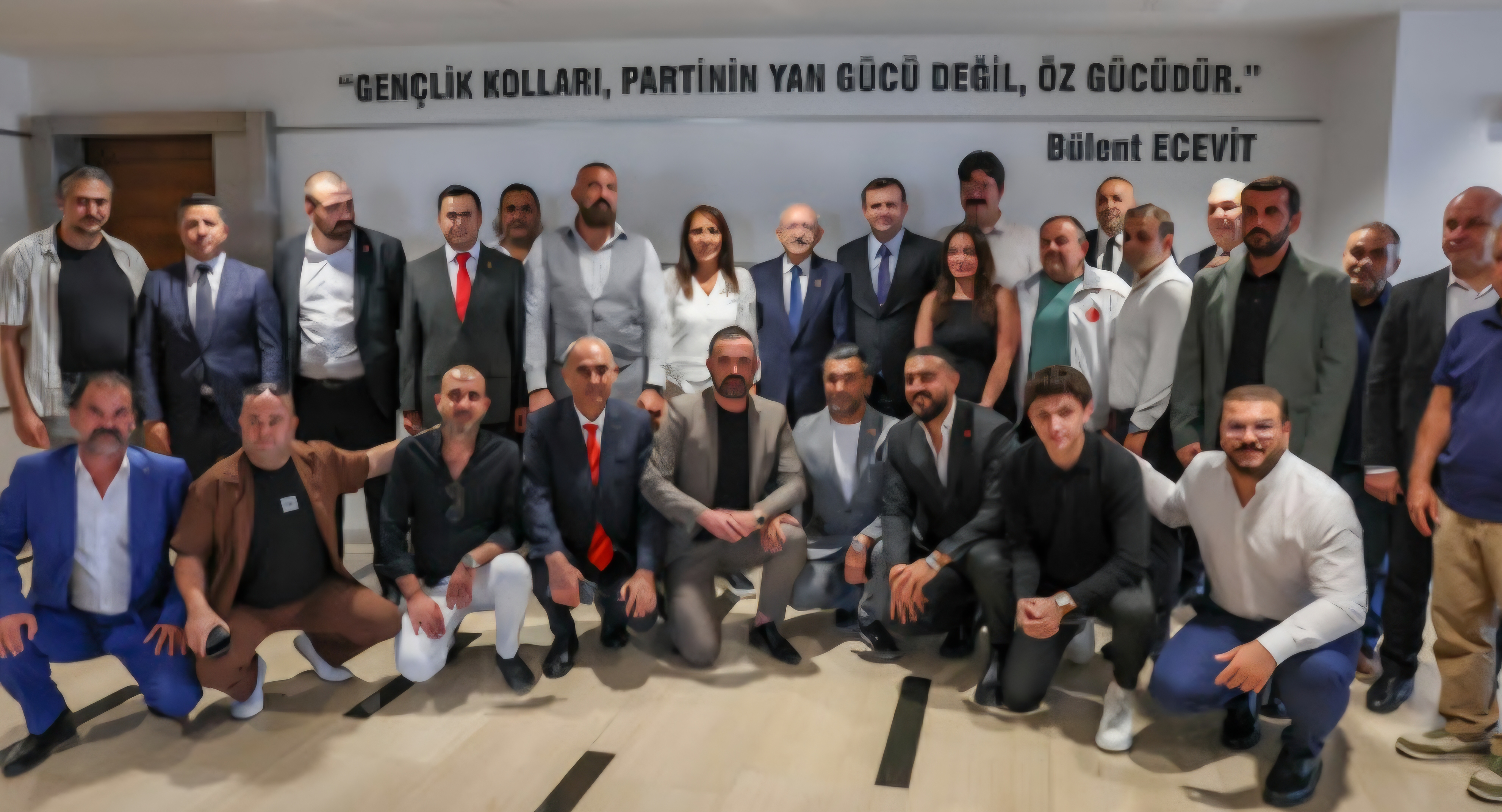 Kılıçdaroğlu, CHP Spor Kurulu Üyeleriyle Bir Araya Geldi