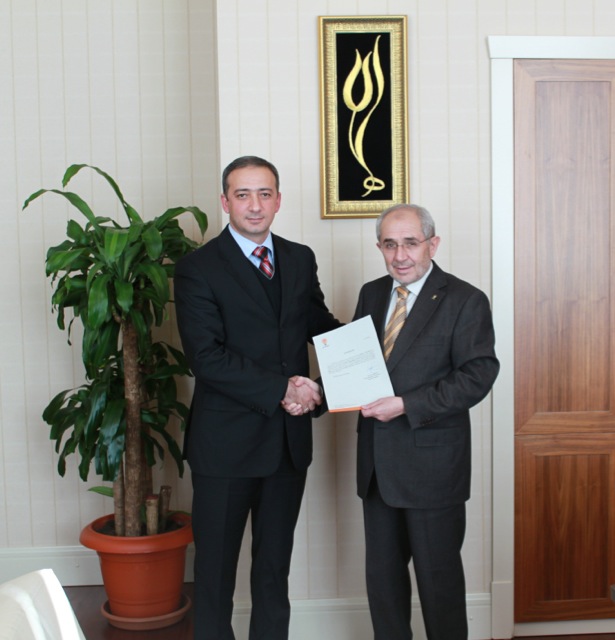 kapımız herkese açık''