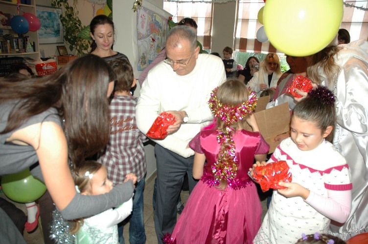 Çocuklara Yeni Yıl Ziyareti