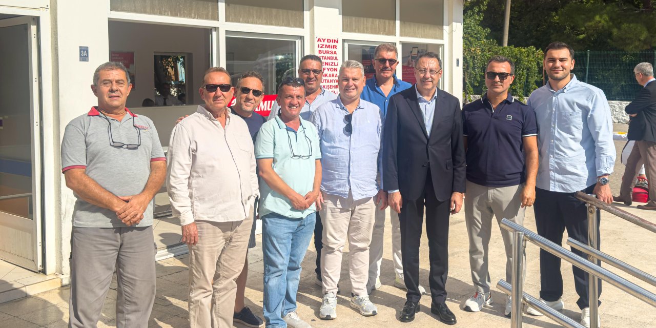 Mutlu Ayhan Marmaris Garajı’nda İşletmecilerle Buluştu