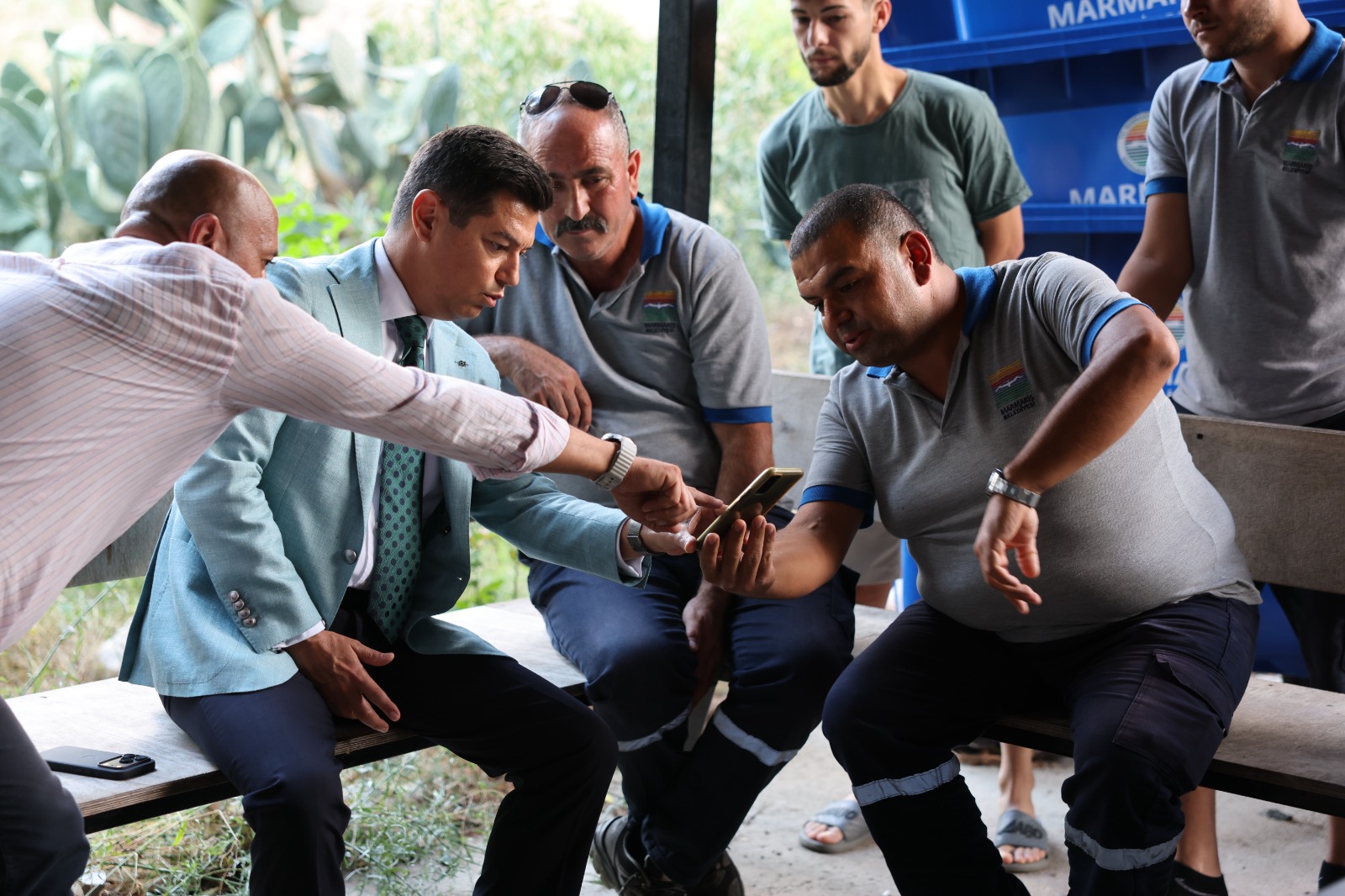 BAŞKAN ÜNLÜ’DEN TEMİZLİK PERSONELİNE TEŞEKKÜR ZİYARETİ
