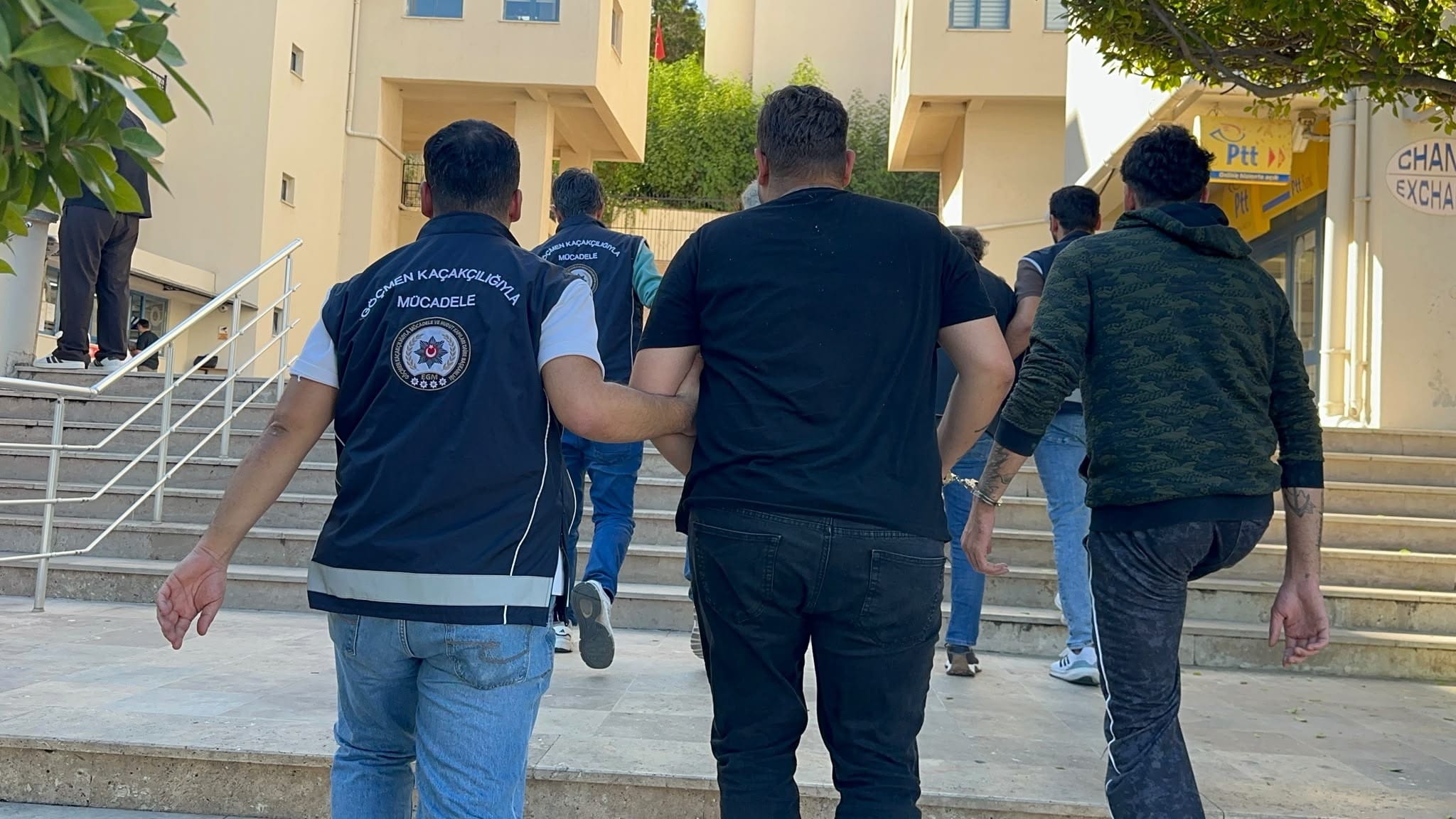 Marmaris’te Göçmen Kaçakçılığı Operasyonu: 4 Şüpheli Tutuklandı