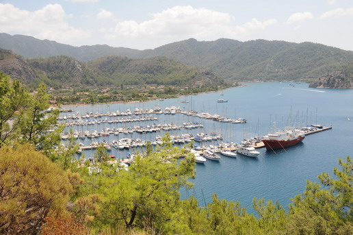 Yenileri İçin İzin İstiyor