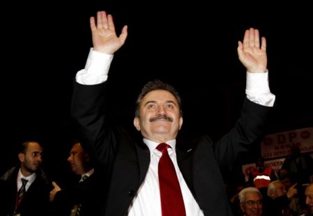 DP Genel Başkanı Zeybek: Başbakan'ın kimseye tahammülü yok