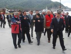 Gemilere Hazırlanıyor