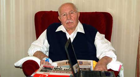 Erbakan yaşamını yitirdi